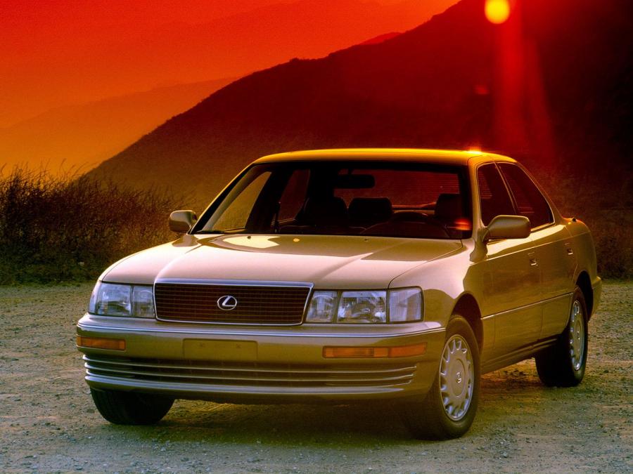 Lexus LS400 (UCF10) 1989 года  (NA) (фото 23 из 30)